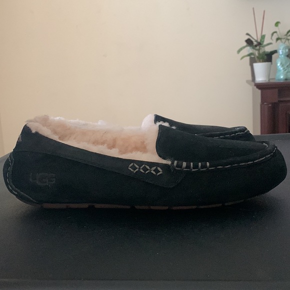 UGG ANSLEY BLACK SILKE SUEDE MOCCASIN  SLIPPERS - Picture 5 of 10